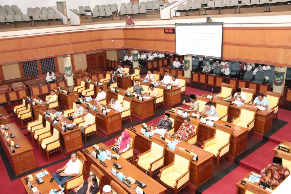 DPRD Terima Rancangan Perubahan KUA/PPAS APBD 2024 dari Wali Kota Batam
