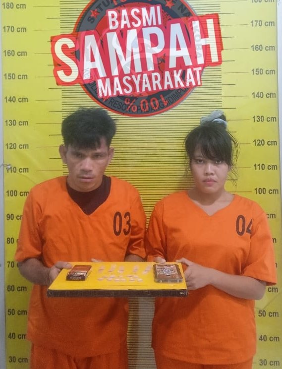 Sepasang Kekasih Kumpul Kebo Ditangkap Polisi Lantaran Diduga Edarkan Sabu