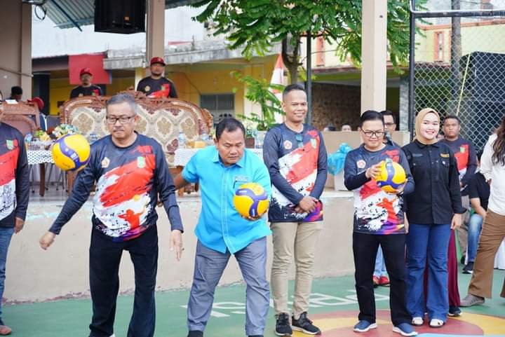 Jefridin Buka Secara Resmi Turnamen Voly Karang Taruna Kota Batam Cup III Tahun 2024