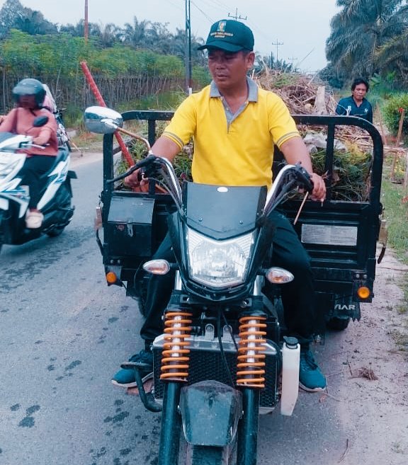 Pangulu Pulo Bayu Giat Gotong Royong Bersama Warga