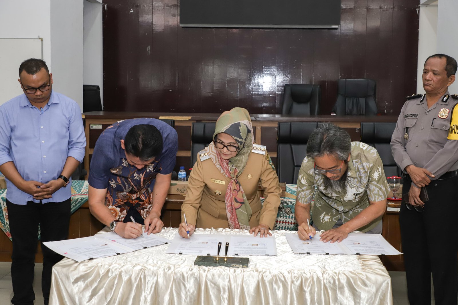 Perjanjian Kerja Sama Penyelenggaraan Mal Pelayanan Publik di Pematangsiantar Ditandatangani
