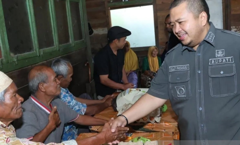 Dari satu desa ke desa lain, begitu cara Dolly menjaring aspirasi warga untuk kemajuan Tapsel.