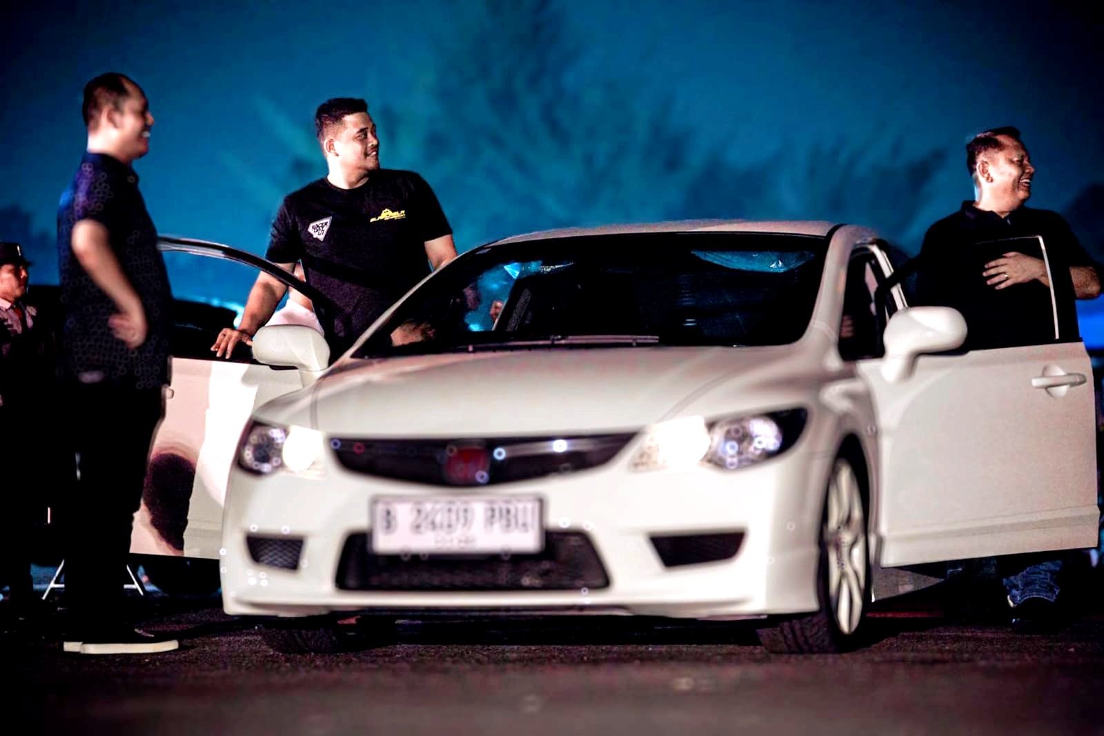 The Night Race Show, Bobby  Unjuk Kebolehan dengan Putra Ijeck