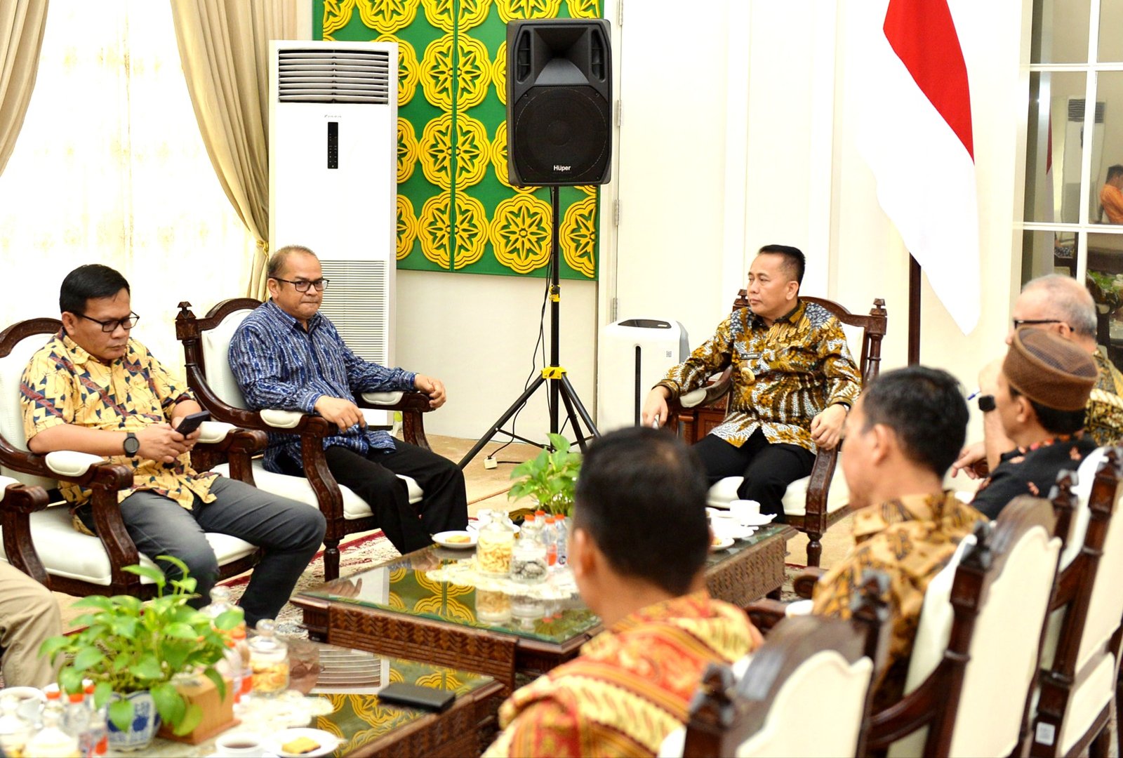 Bertemu KPU, Pj Gubernur Sumut Agus Fatoni Tekankan Pentingnya Penyelenggaraan Pilkada Damai