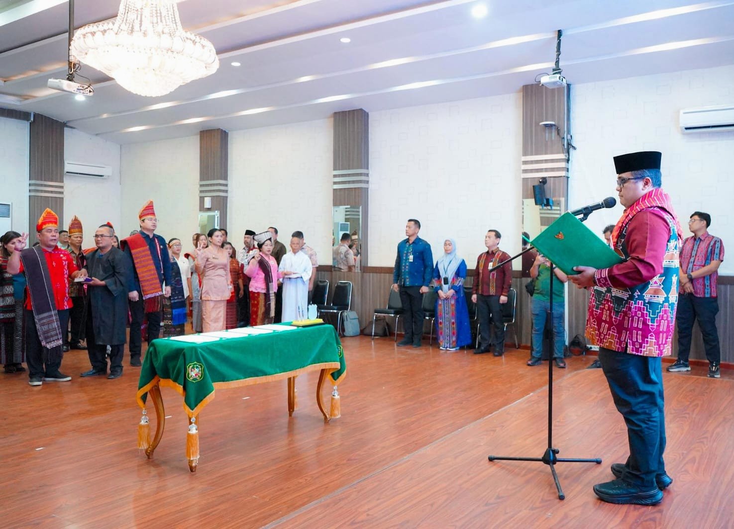 Jelang Pelantikan Gubsu, Bobby Nasution Lantik 54 Pejabat Fungsional Pemko Medan