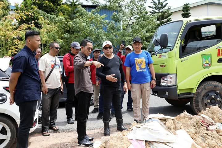 Menindaklanjuti Arahan Presiden, Wako Amsakar Percepat Penanganan Sampah dengan Satgas  Kebersihan dan Satpol PP