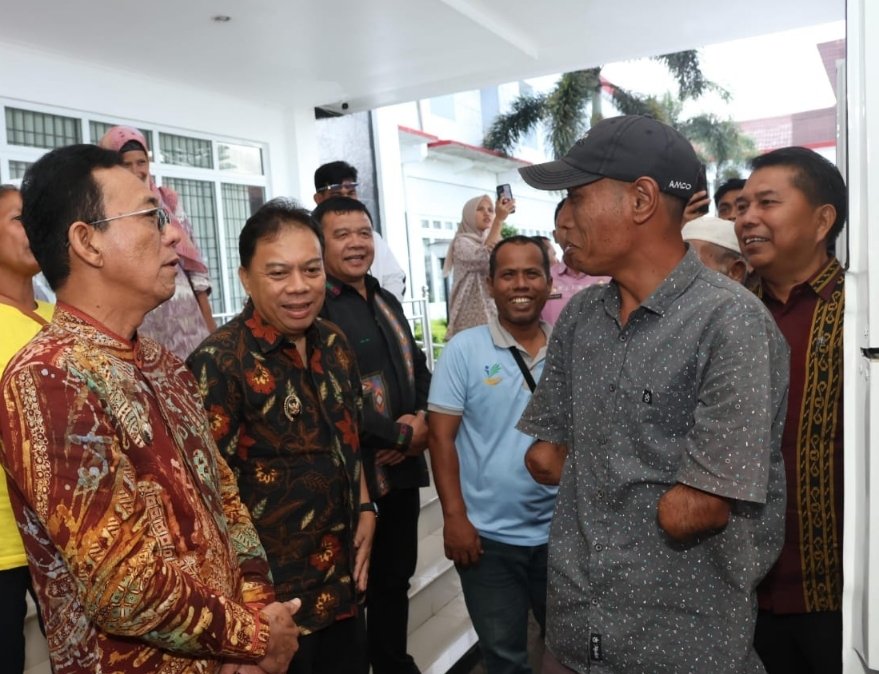 Tangan dan Kaki Palsu, Bukti Cinta Bupati Tapsel untuk Warga Disabilitas