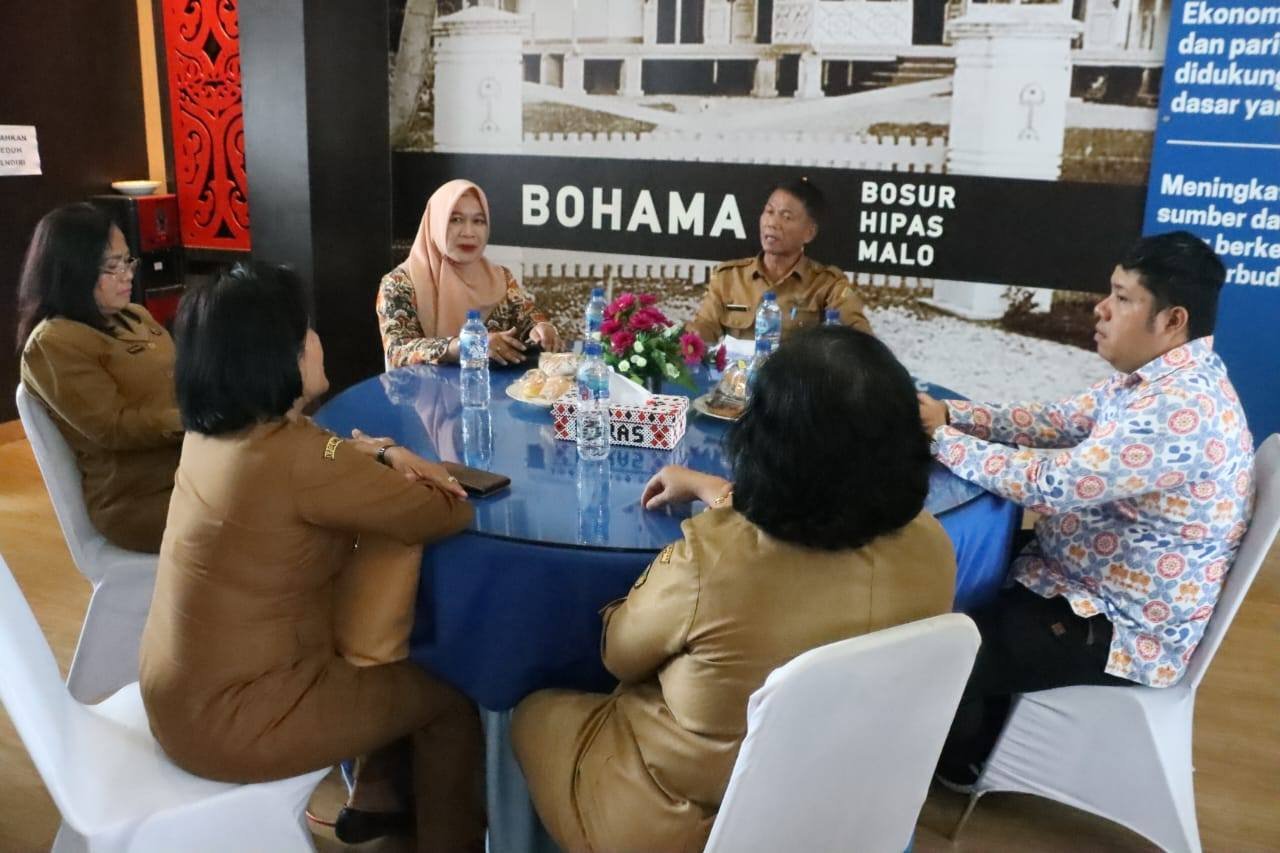 Bupati Samosir Terima Audiensi Kepala Perwakilan BKKBN Sumut