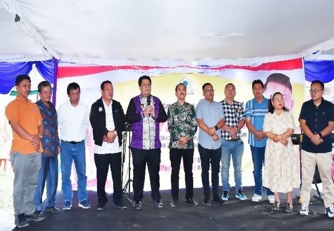 Bupati Samosir Sampaikan Selamat Atas Anggota DPRD Mian Fidelis Malau