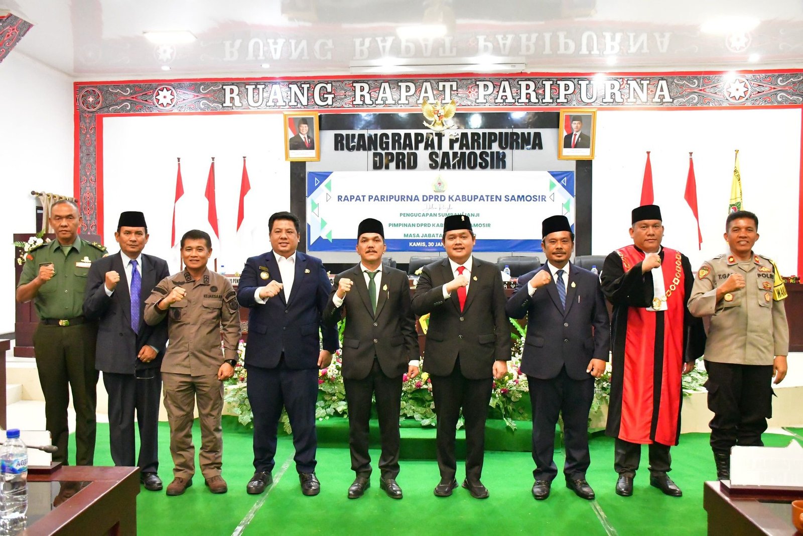 Ketua PN Balige Lantik Pimpinan DPRD Samosir Masa Bakti 2024-2029
