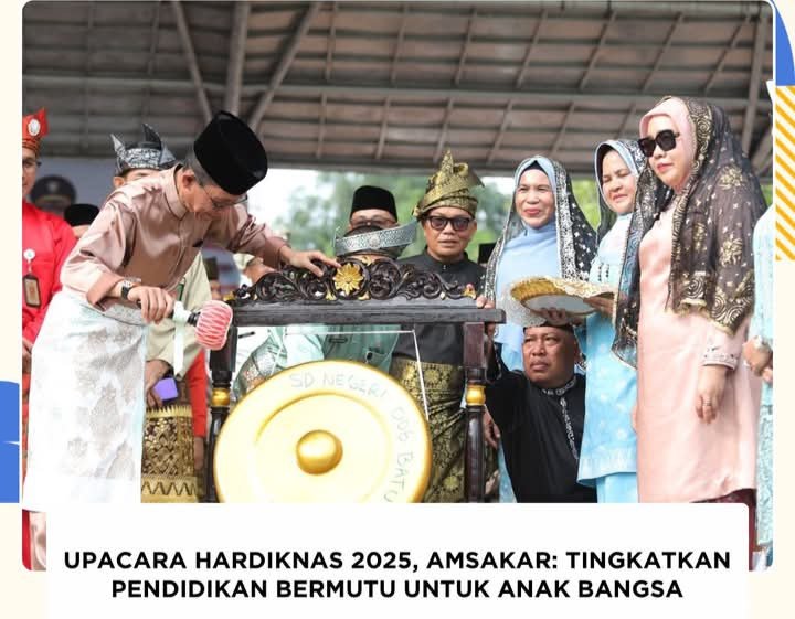 Upacara Hardiknas 2025, Wali Kota Batam Amsakar : Tingkatkan Pendidikan Bermutu Untuk Anak Bangsa