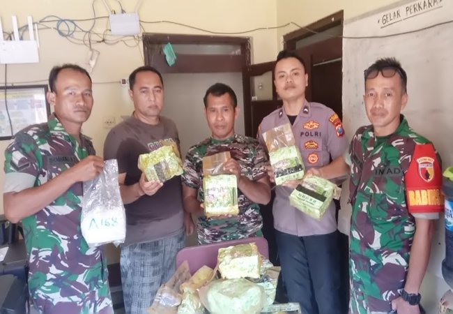Aksi Anggota Koramil Masalembu Ungkap 35 Kg Sabu-Sabu dalam Karung