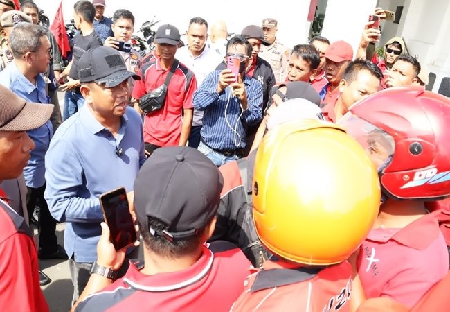 Hari Buruh Nasional, Bupati Sergai Terima Aspirasi