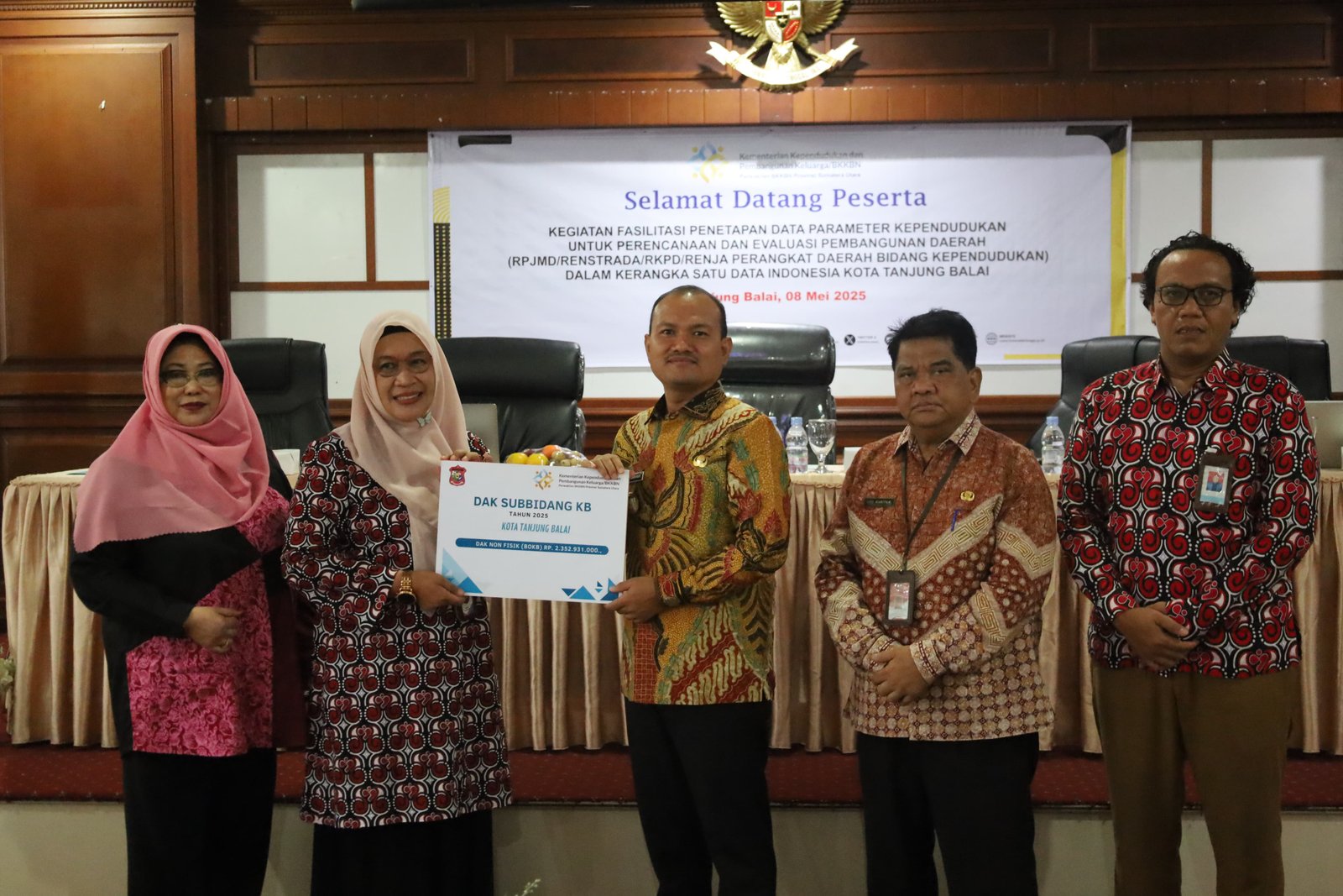Rakor Penyusunan Target Indikator Program Bangga Kencana Dibuka Mahyaruddin Salim.