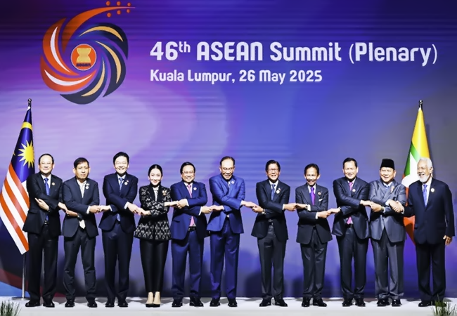 Presiden Prabowo Hadiri Sesi Pleno KTT ASEAN ke-46 di Kuala Lumpur