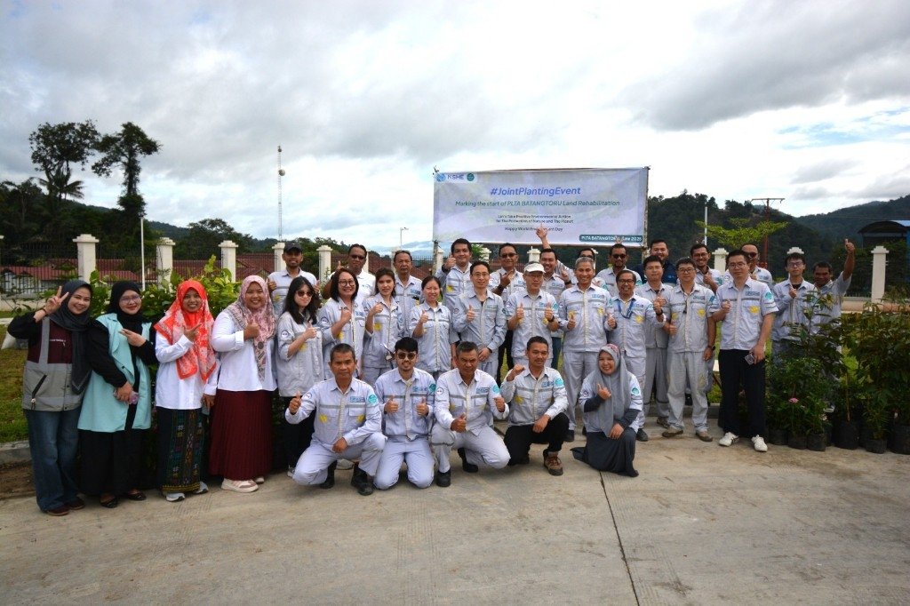 PLTA Batangtoru Tanam Pohon Bersama, Tunjukkan Komitmen Nyata pada Lingkungan