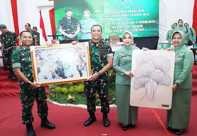 Prajurit Koramil Masalembu Diganjar Penghargaan Respons Cepat Tangani Narkoba