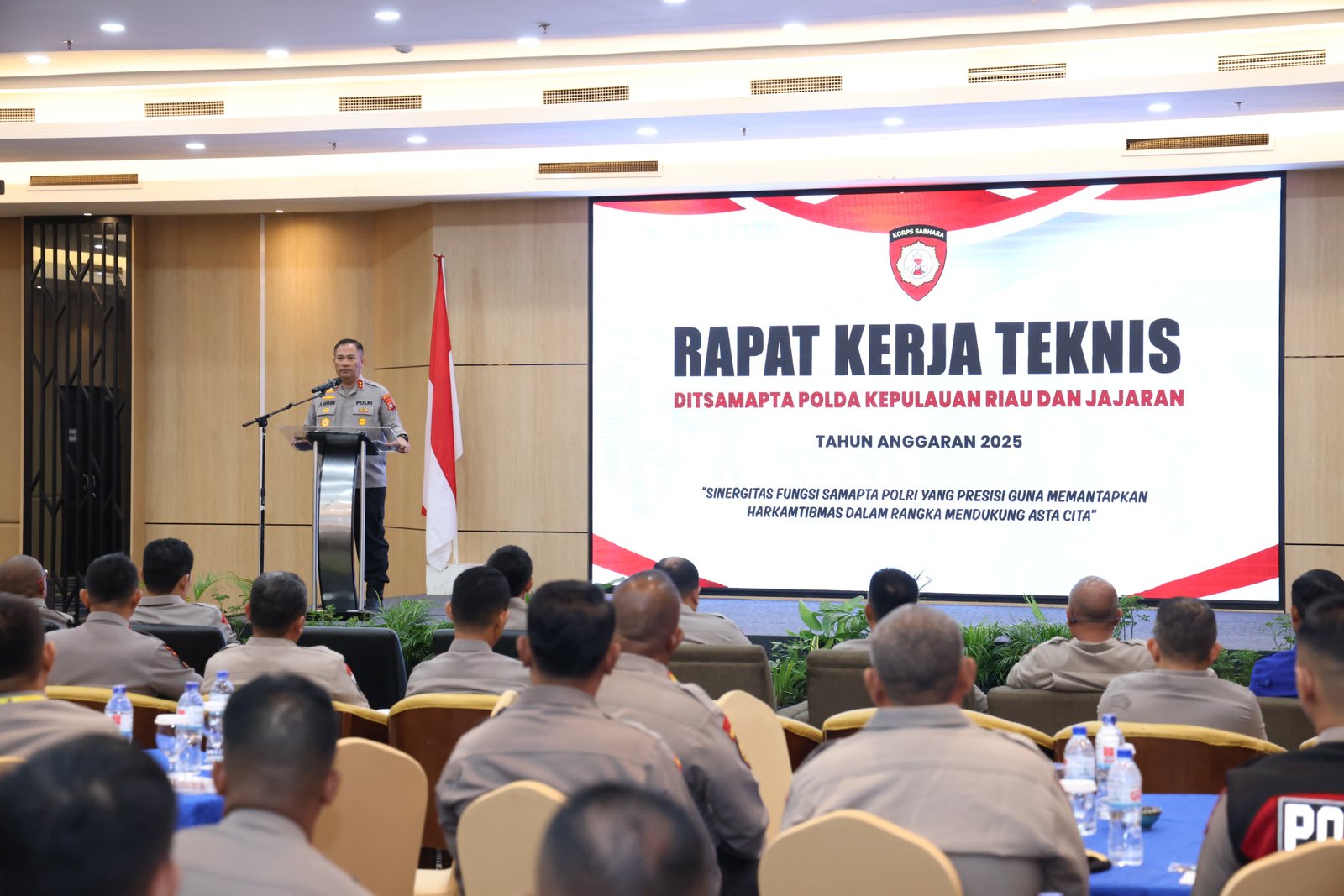 Irjen Pol Asep Safrudin Buka Rakernis Fungsi Teknis Samapta 2025 : Samapta Tulang Punggung Polisi