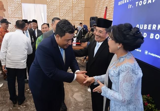Gubernur Sumut Lantik Togap Simangunsong sebagai Sekdaprov, Ditekankan Loyalitas dan Akselerasi Program Prioritas