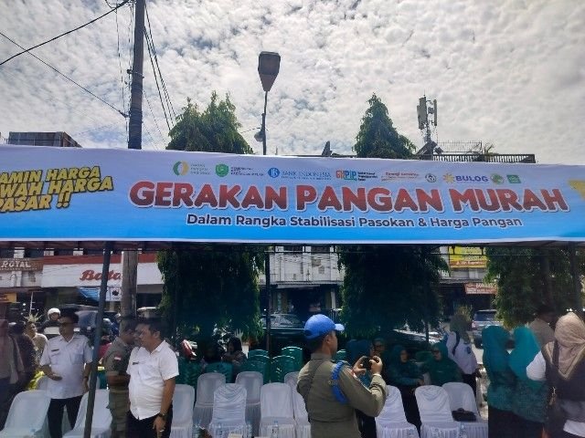 Gerakan Pasar Murah Dinilai Tak Terlalu Murah, Warga: “Sama Aja Harganya!”