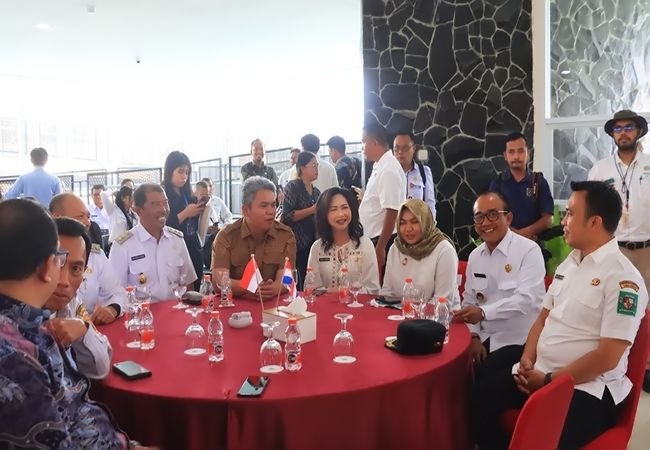 Wabup Samosir Hadiri Kunjungan Delegasi Belanda dan Ketua DEN di Kawasan TSTH2 Humbang Hasundutan