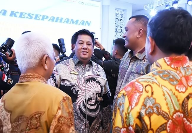 Bupati Samosir Teken MoU Program Makan Bergizi Gratis, Komitmen Turunkan Stunting dan Dukung Ketahanan Pangan