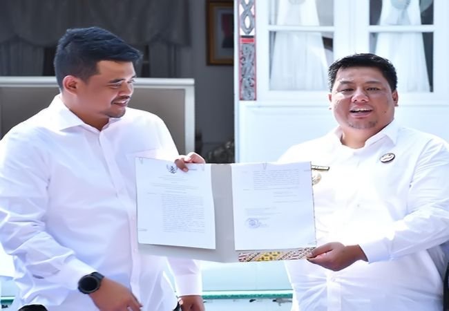 Setelah 21 Tahun, Pemprov Sumut Resmi Serahkan Aset Rumah Dinas Bupati Samosir