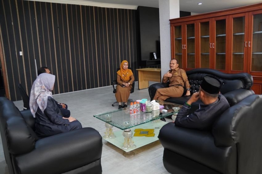 Kunjungan Silaturahmi Perdana Ketua PA Tanjung Balai Diterima Mahyaruddin Salim