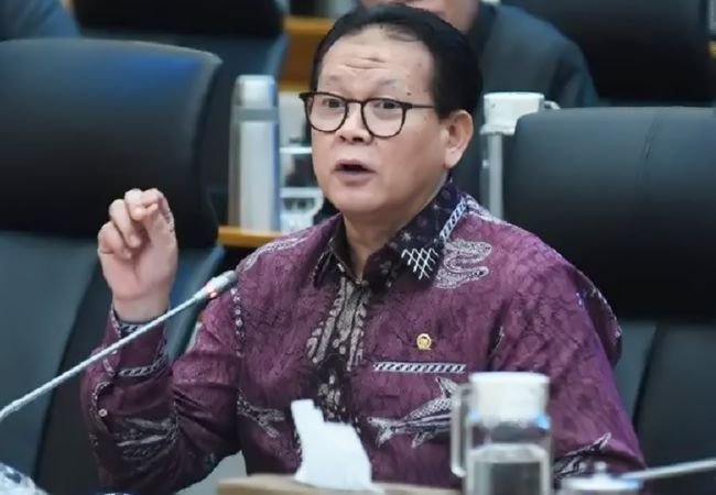 Rokhmin Dahuri: Persoalan Beras Oplosan Akibat Kebijakan Ekonomi Pemerintah Tidak Rasional