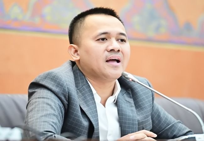 Mufti Anam Desak KAI Hentikan Outsourcing dan Benahi Layanan Digital