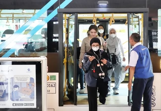 Hari Kemerdekaan RI Ke-80, Tarif Transjakarta, MRT dan LRT Jakarta Hanya Rp80