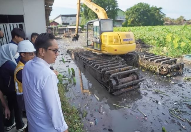 Wali Kota Medan Tinjau Normalisasi Parit Gonggong Sepanjang 1,2 Km untuk Atasi Genangan Air