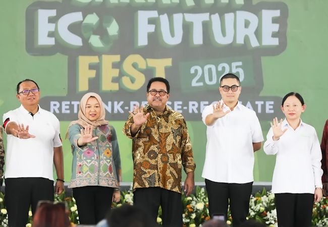 Rano Karno Ajak Warga Jakarta Aktif Pilah Sampah Lewat Eco Future Fest 2025