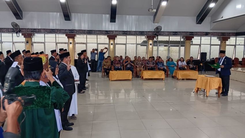 Bupati Dairi Lantik 50 Pejabat, 2 Camat dan 7 Kepala Puskemas Dicopot