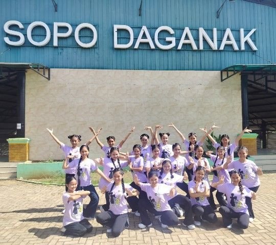 Binaan Agincourt Martabe, Sanggar Sopo Daganak Siap Harumkan Nama Daerah di Indonesia Menari