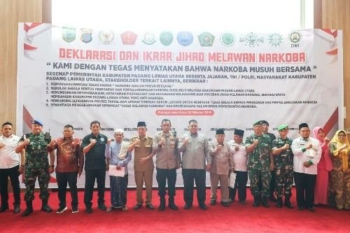 Polres Tapsel Deklarasikan “Jihad Lawan Narkoba”! Demi Selamatkan Generasi Emas 2045