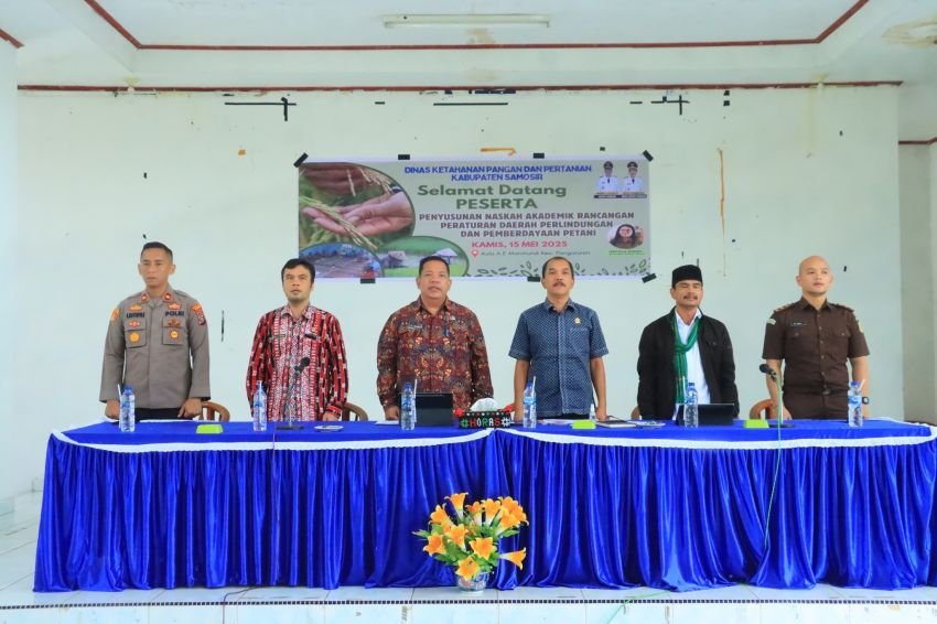 Pemkab Samosir Susun Ranperda Perlindungan dan Pemberdayaan Petani