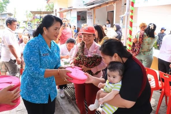 Ketua TP PKK Samosir Ajak Masyarakat Sukseskan Pekan Imunisasi Dunia 2025