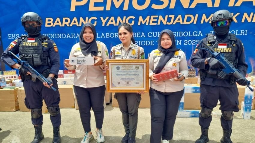 Apresiasi Tinggi! Bea Cukai Sibolga Nobatkan Satpol PP P.Sidimpuan Sebagai Mitra Terbaik Operasi Gabungan