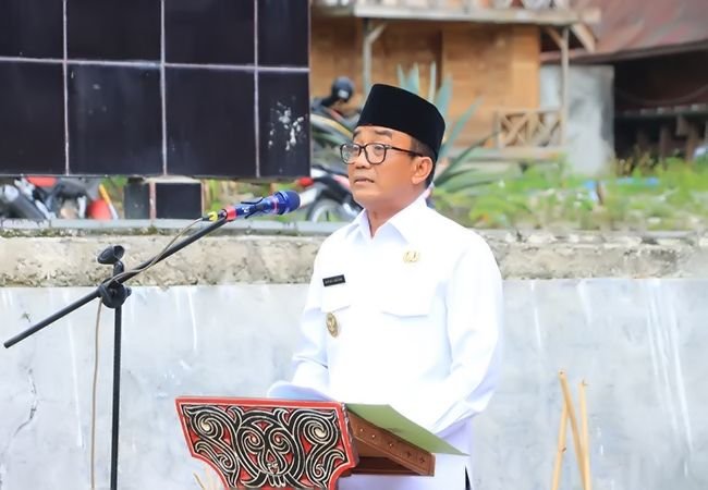 Wabup Samosir Kukuhkan Perpanjangan Masa Jabatan 107 Anggota BPD se-Kecamatan Simanindo