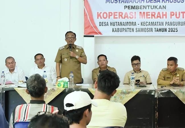 Wakil Bupati Samosir dan Kementerian Koperasi RI Tinjau Pembentukan Koperasi Desa Merah Putih di Hutanamora