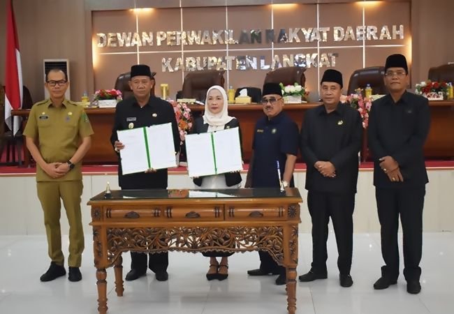 DPRD Langkat Sahkan Ranperda Penyertaan Modal Daerah pada Perseroda Langkat Setia Negeri