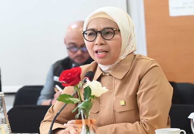 DPR Peringatkan BUJT: Abaikan Standar Pelayanan Minimum, Sanksi Pidana Menanti