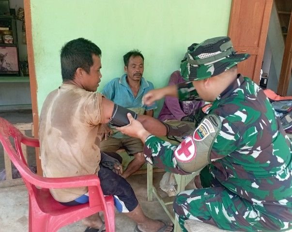 Di Balik Pembangunan TMMD, Ada Layanan Kesehatan Gratis untuk Warga