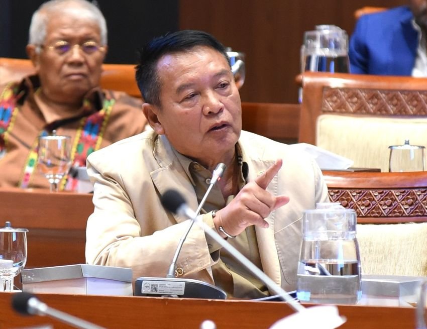 Mundurnya Kabais TNI Dinilai Jadi Teladan, DPR Minta Penyelidikan Kasus Air Keras Tetap Berjalan