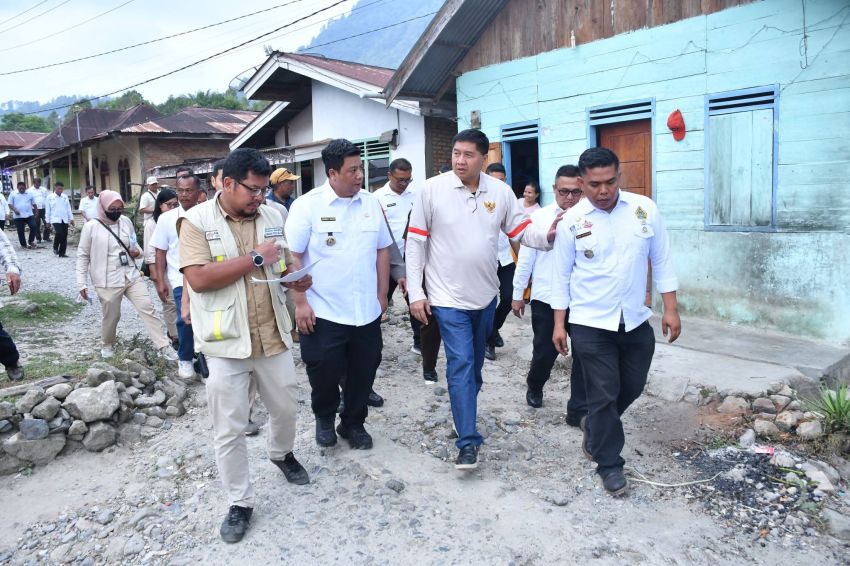 Menteri PKP Alokasikan 556 Program Bedah Rumah untuk Samosir, Kawasan Kumuh Ditata Mulai Mei 2026