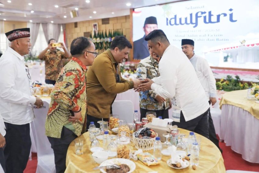 Bupati dan Wakil Bupati Samosir Hadiri Open House Idulfitri Gubernur Sumut, Perkuat Sinergi Pembangunan Daerah