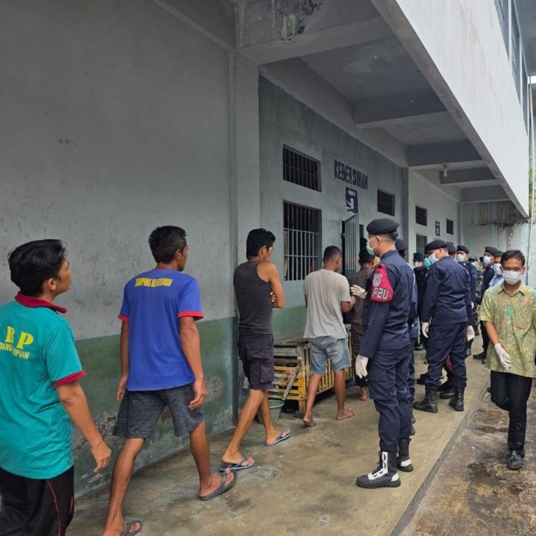 Lapas P.Sidimpuan &ldquo;Disisir&rdquo;, Razia Gabungan Sasar HP Ilegal dan Narkoba di Kamar WBP