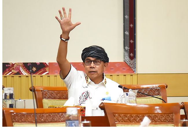 Dukung Aktivis Reforma Agraria, Hinca Panjaitan Minta Penegakan Hukum Gunakan KUHAP Baru