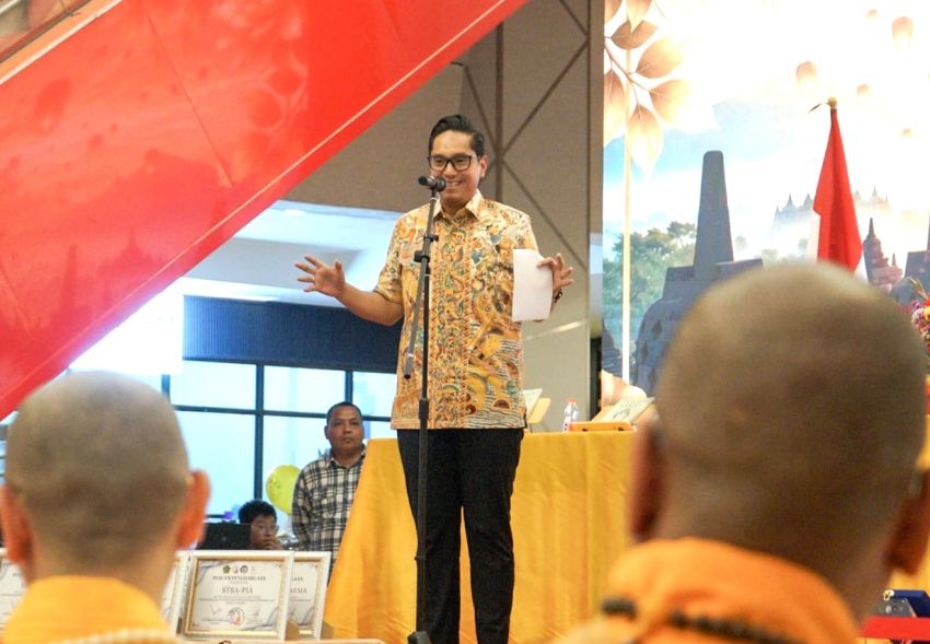Hadiri Festival Seni Budaya Buddhis, Rico Waas Ajak Warga Medan Tebarkan Cahaya Kebaikan dan Harmoni